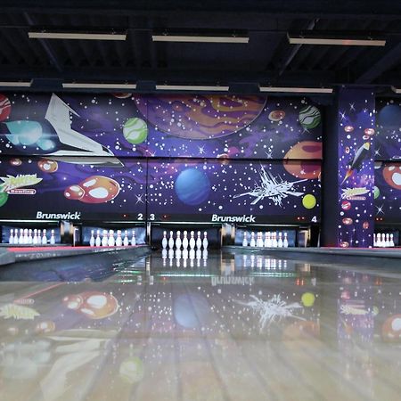 Penzion Raketa Bowling Opava Kültér fotó
