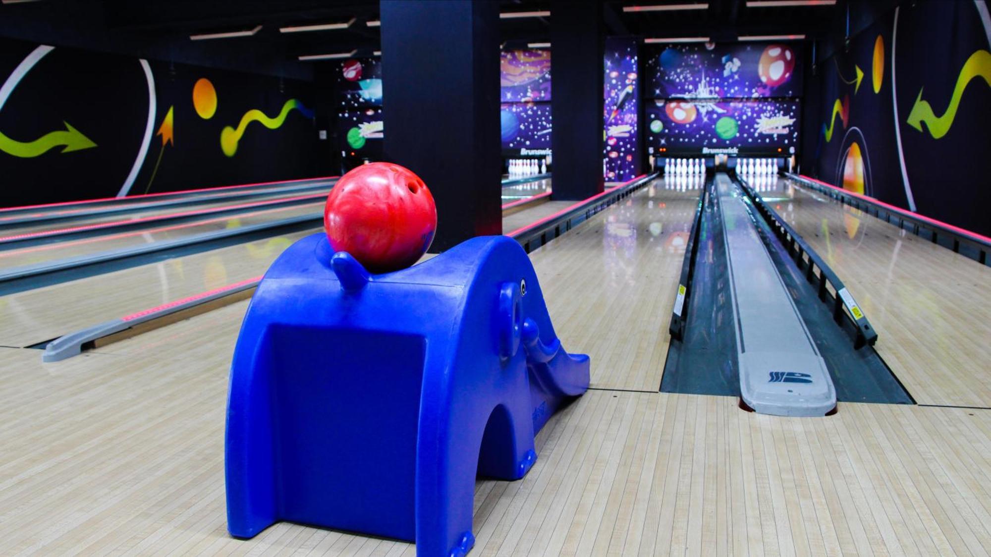 Penzion Raketa Bowling Opava Kültér fotó